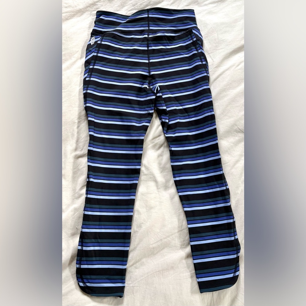 Free People Movement High Rise Striped Leggings size L - Picture 3 of 6